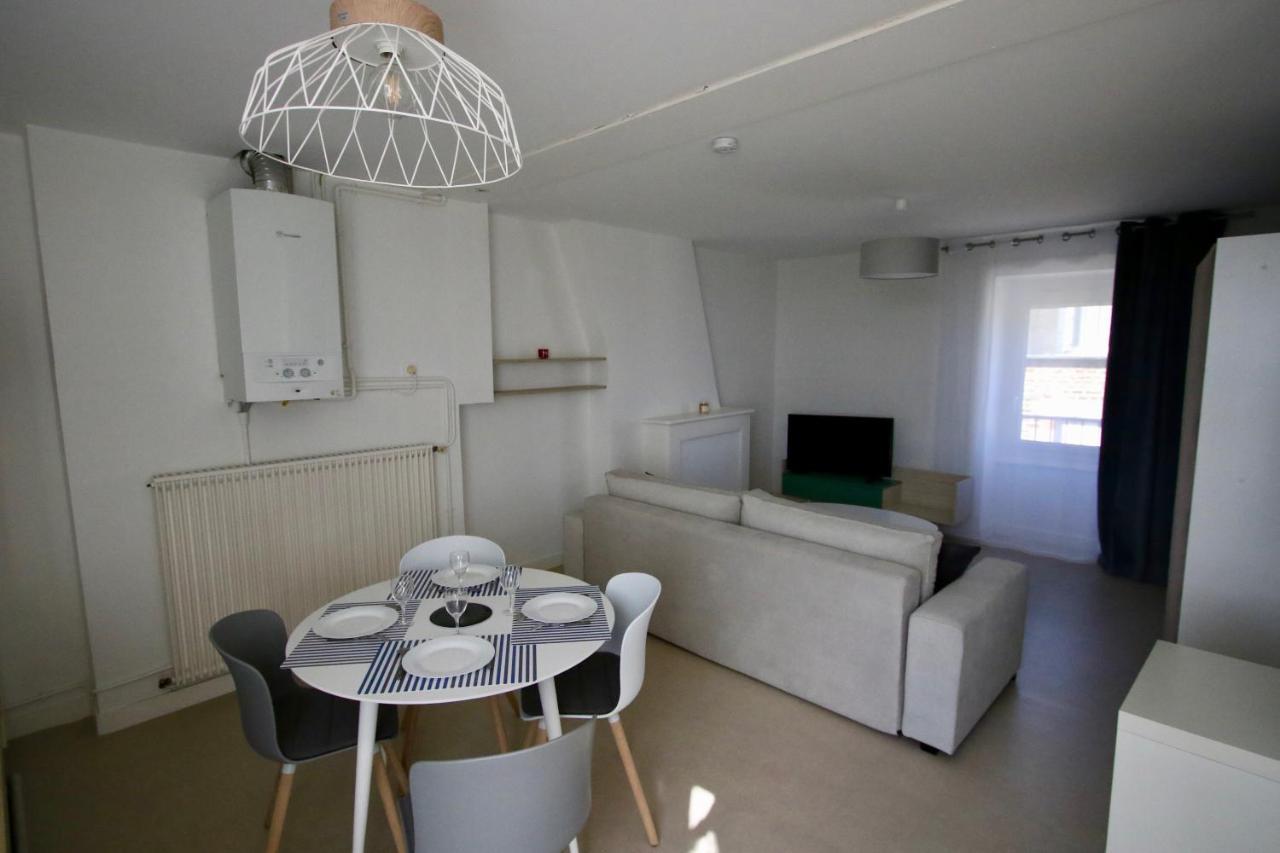 Pipon Apartment Fougères Екстериор снимка